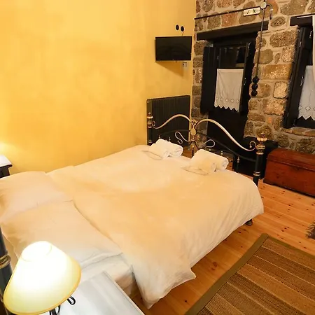 βαρνεβό Άνω Τρίκαλα